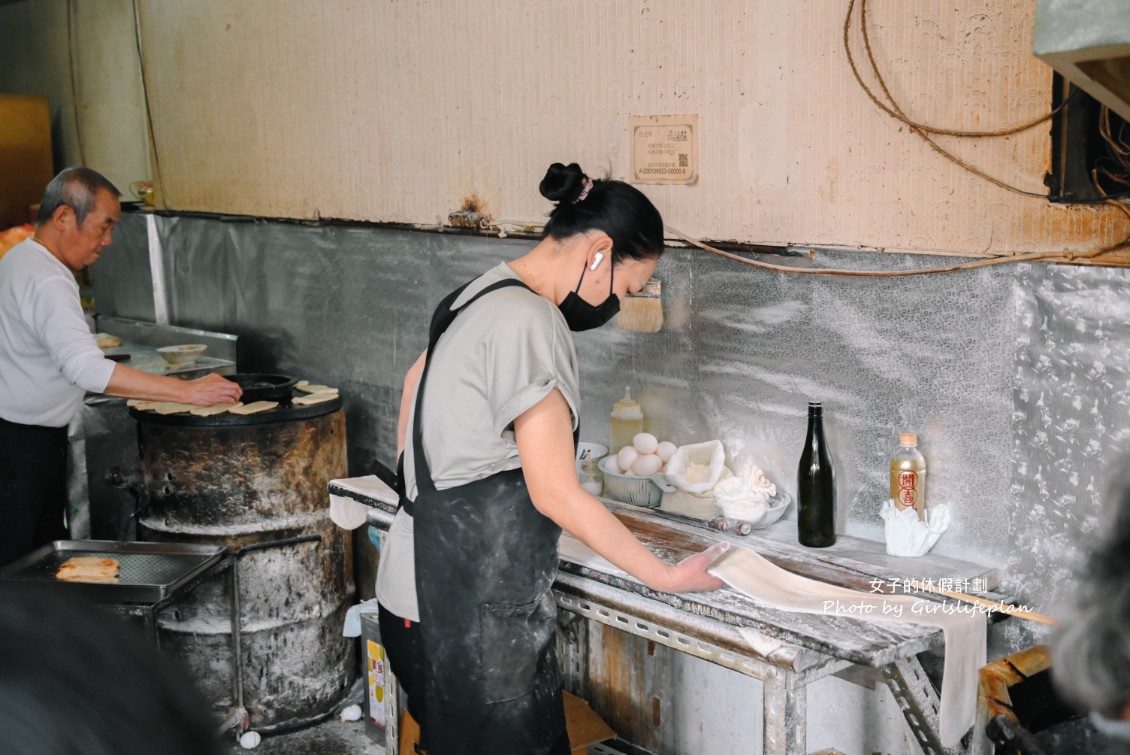 原西園橋下燒餅油條｜萬華排隊美食開業超過70年老店(菜單) @女子的休假計劃