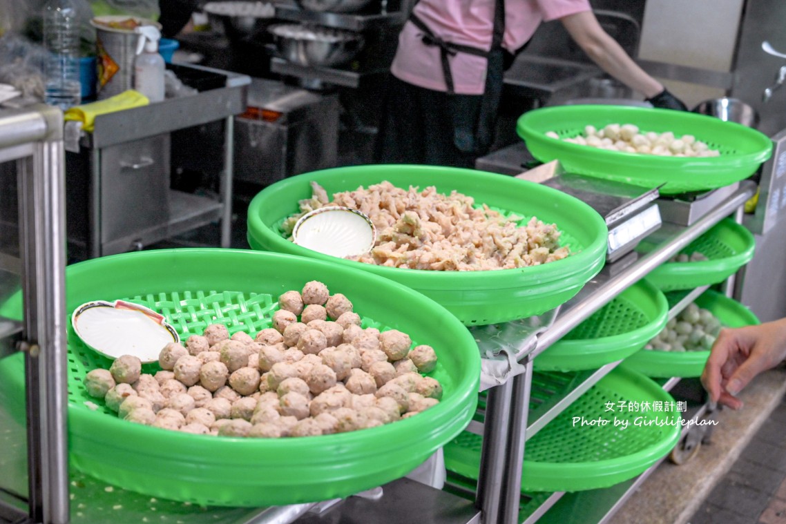 永富魚丸店｜在地超過40年古早味小吃，羹湯免費續(菜單) @女子的休假計劃