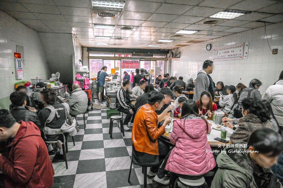 周記肉粥店｜在地人氣美食網友封為台北三大肉粥(菜單) @女子的休假計劃