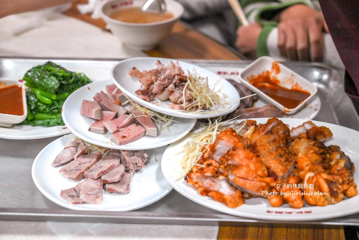 周記肉粥店｜在地人氣美食網友封為台北三大肉粥(菜單) @女子的休假計劃