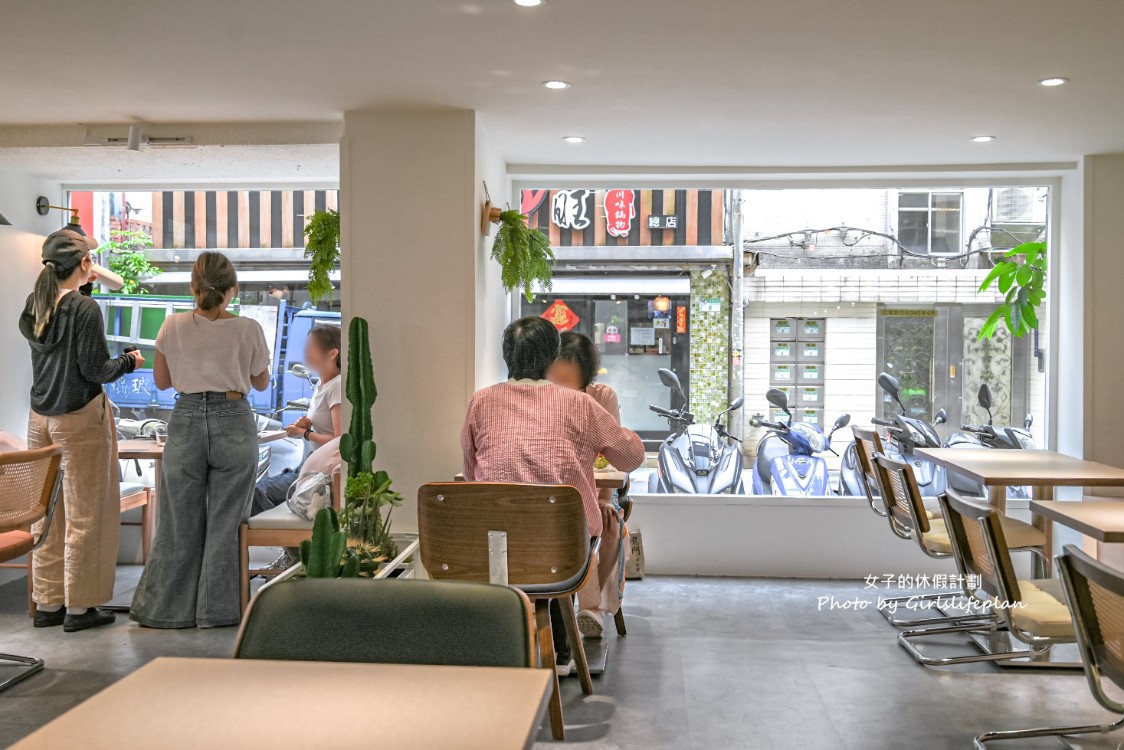At.First_More早寓｜東區人氣大份量早午餐寵物友善餐廳(菜單) @女子的休假計劃