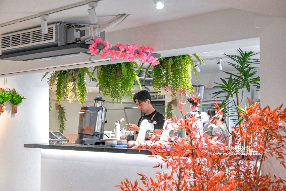 At.First_More早寓｜東區人氣大份量早午餐寵物友善餐廳(菜單) @女子的休假計劃