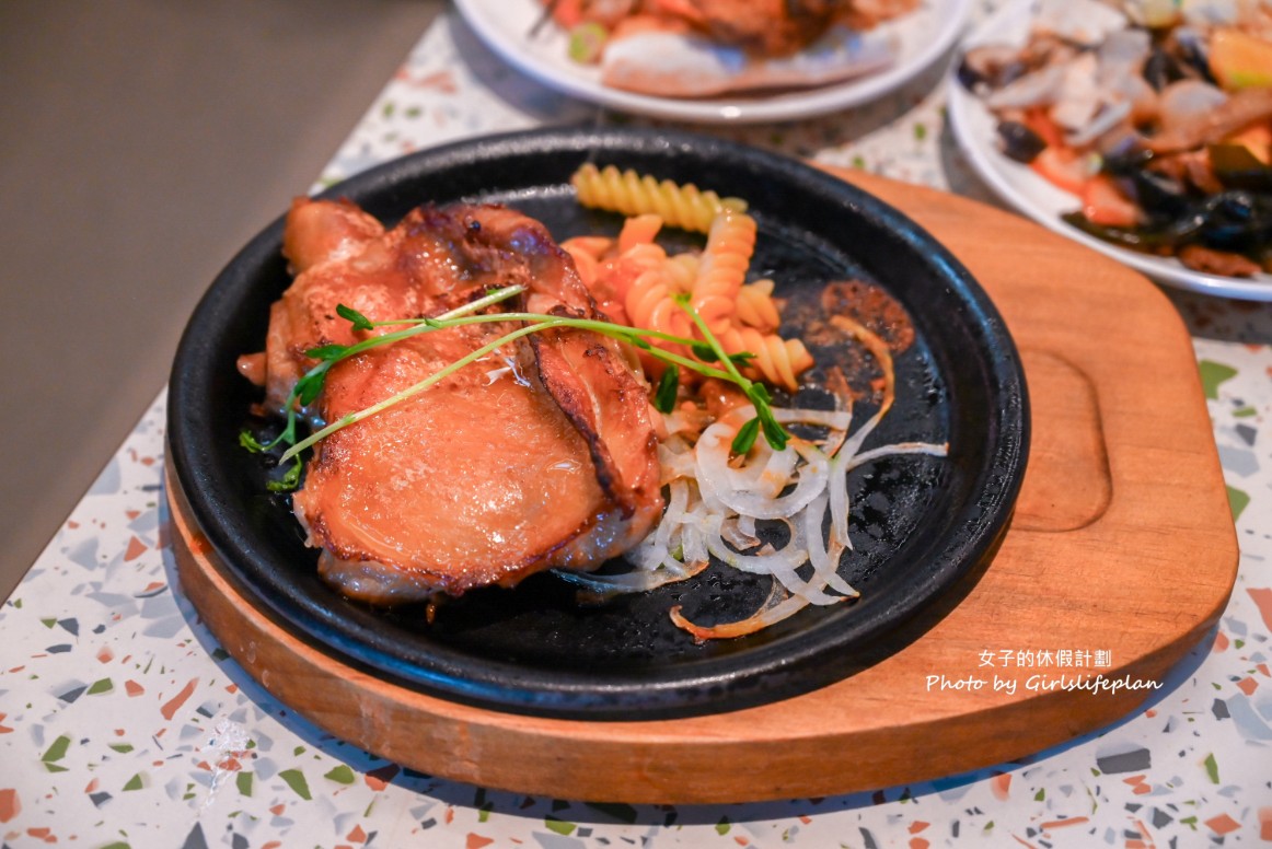 我家牛排板橋遠科店｜PIZZA自助吧吃到飽只要370元(訂位攻略) @女子的休假計劃