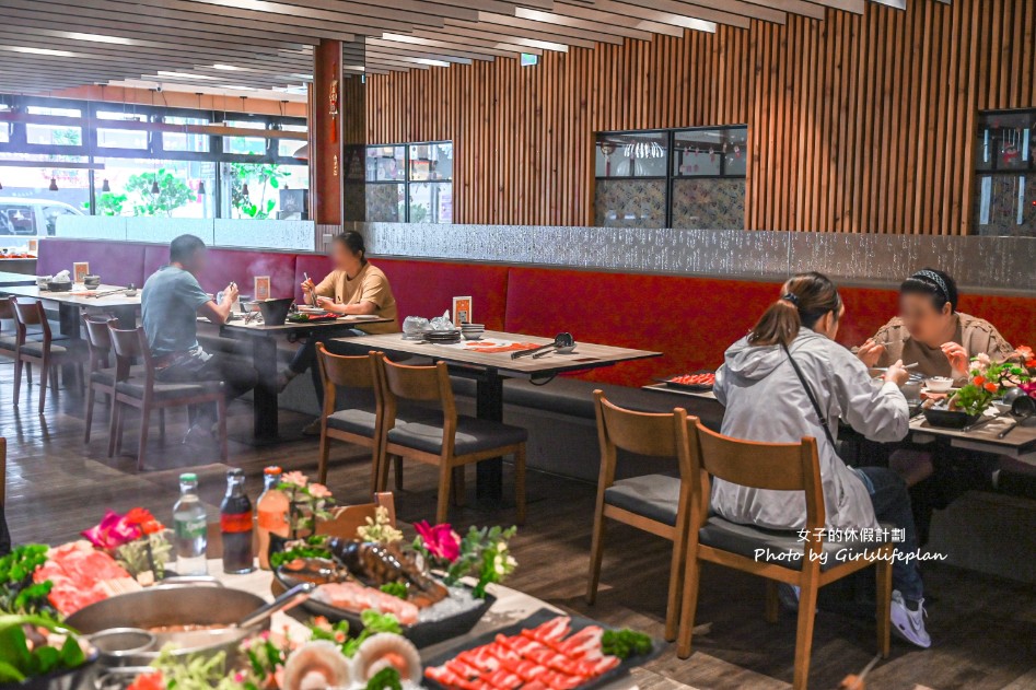 橘子火鍋嘉義店｜龍蝦和牛精緻火鍋，自助吧吃到飽(菜單) @女子的休假計劃