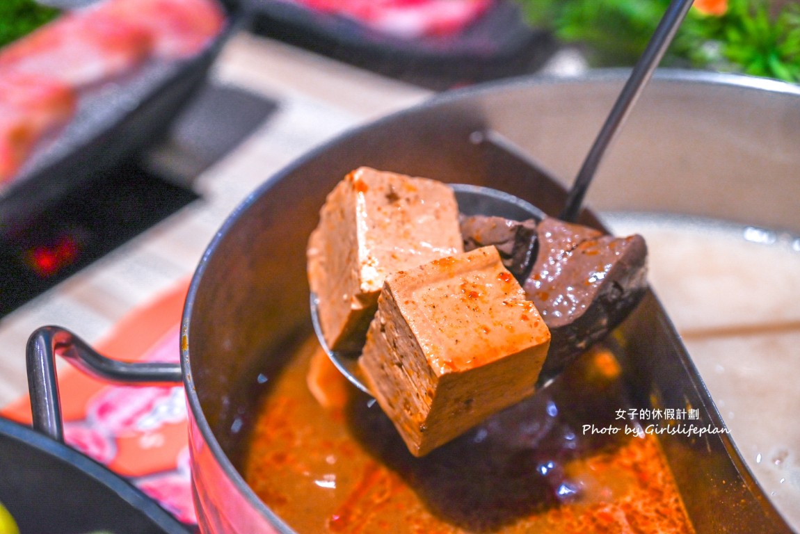 橘子火鍋嘉義店｜龍蝦和牛精緻火鍋，自助吧吃到飽(菜單) @女子的休假計劃