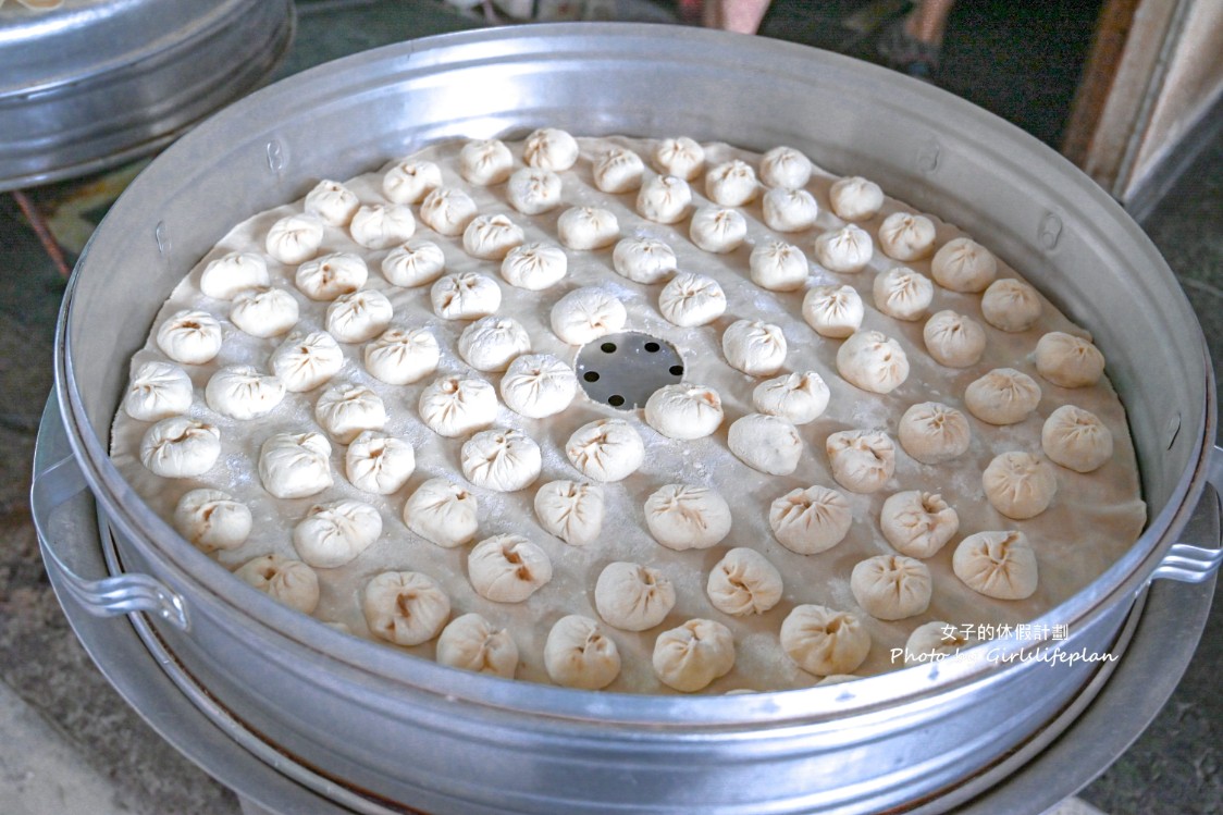 船長包子饅頭｜嘉義在地人下午茶小點心包子5元，小白饅頭2.5元(菜單) @女子的休假計劃