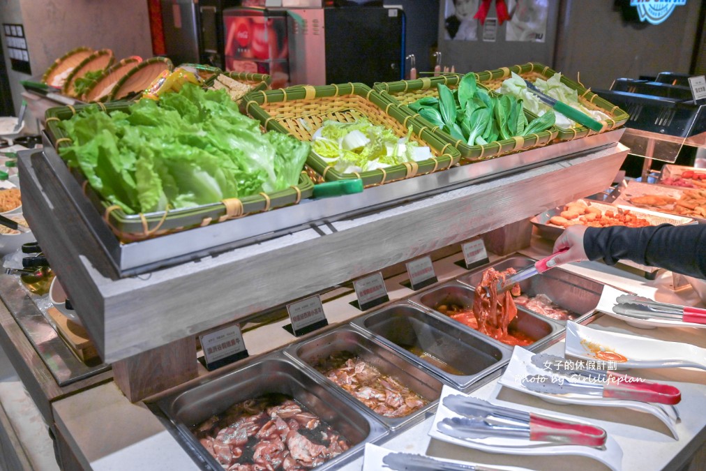 阿豬嘻烤肉村西門店｜銅盤烤肉加部隊鍋只要488元吃到飽(菜單) @女子的休假計劃