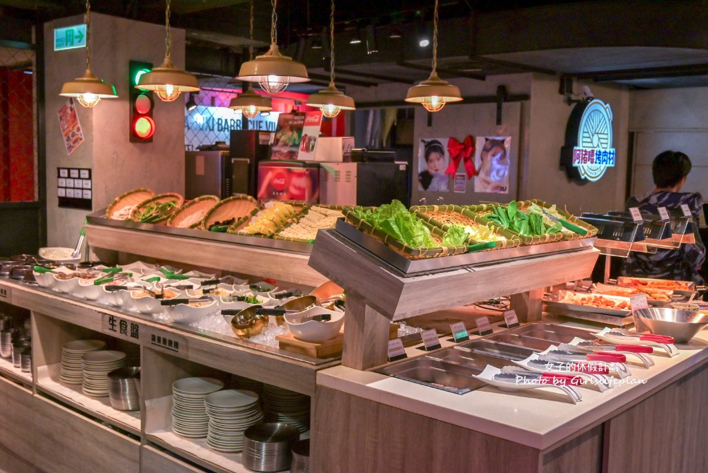 阿豬嘻烤肉村西門店｜銅盤烤肉加部隊鍋只要488元吃到飽(菜單) @女子的休假計劃