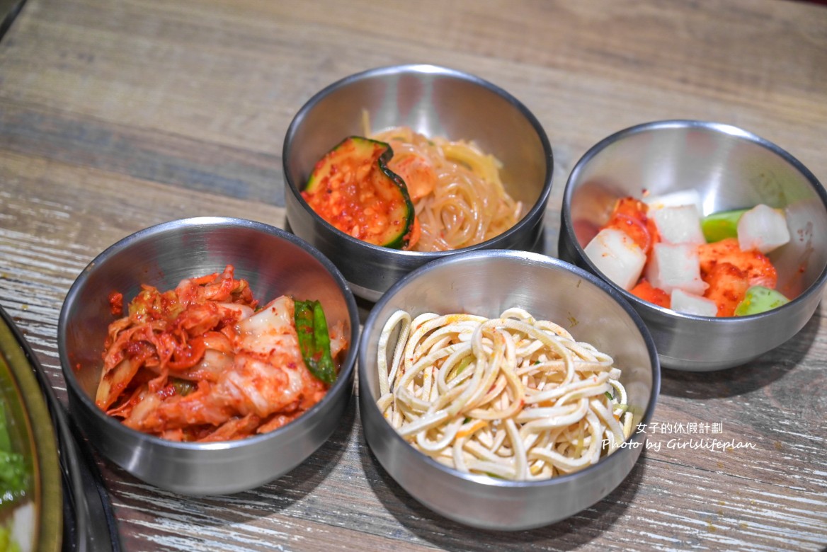 阿豬嘻烤肉村西門店｜銅盤烤肉加部隊鍋只要488元吃到飽(菜單) @女子的休假計劃