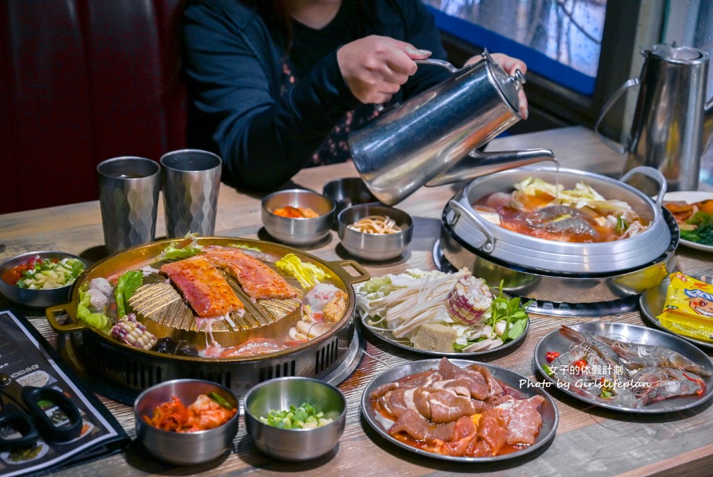 阿豬嘻烤肉村西門店｜銅盤烤肉加部隊鍋只要488元吃到飽(菜單) @女子的休假計劃