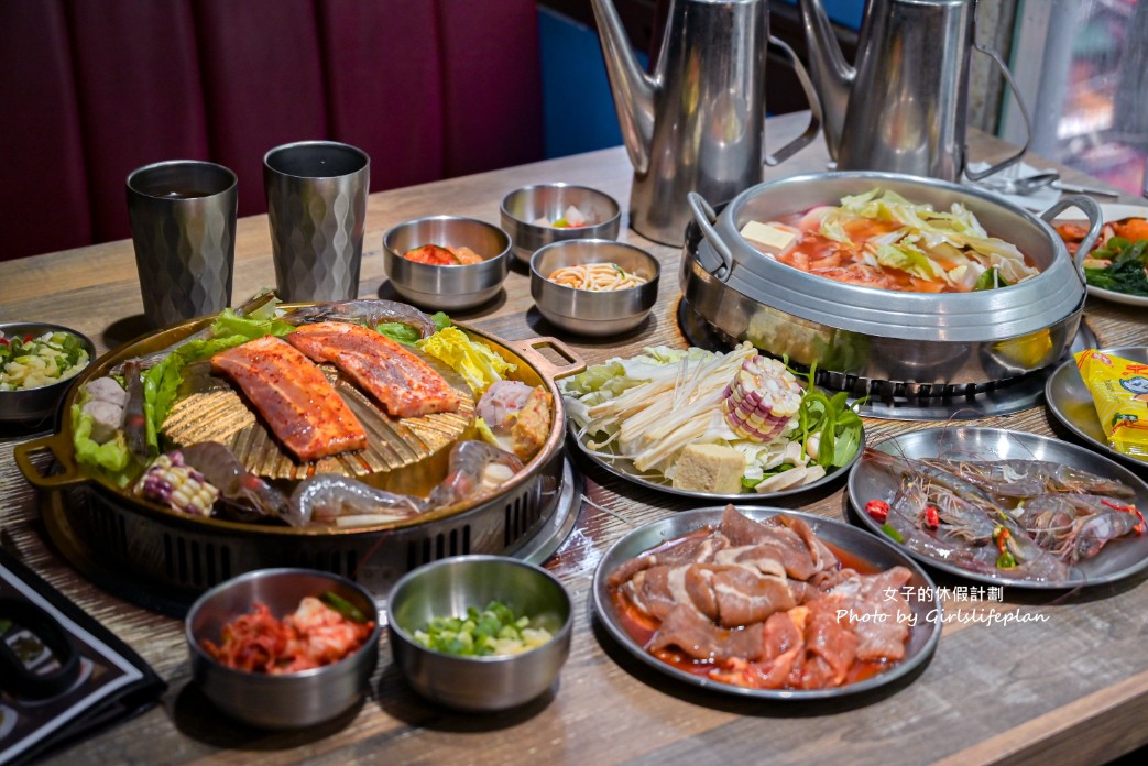 阿豬嘻烤肉村西門店｜銅盤烤肉加部隊鍋只要488元吃到飽(菜單) @女子的休假計劃