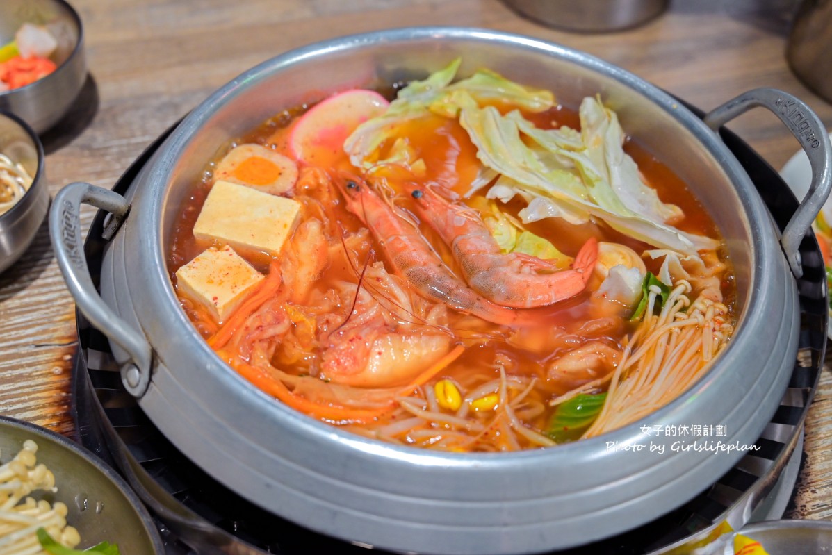 阿豬嘻烤肉村西門店｜銅盤烤肉加部隊鍋只要488元吃到飽(菜單) @女子的休假計劃
