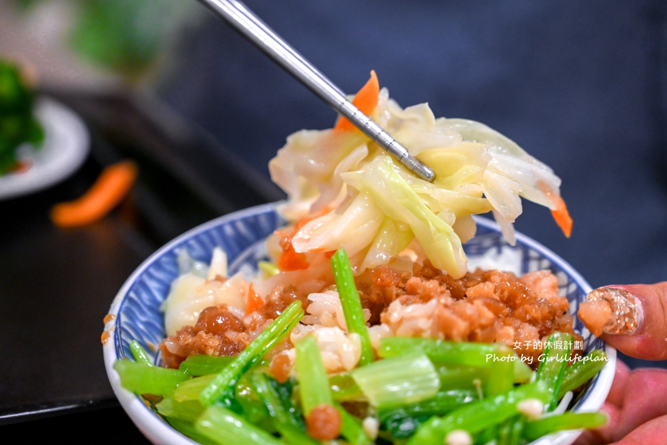 金澤魯肉飯｜全台滷肉飯TOP5，滷肉飯雙配菜只要30元CP值爆高 @女子的休假計劃