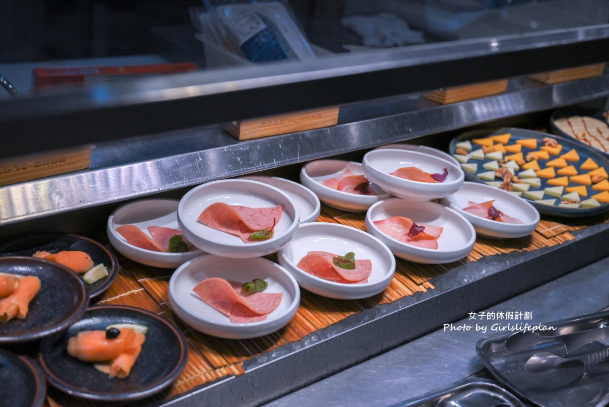 礁溪長榮鳳凰酒店早午餐｜自助吧吃到飽無限暢飲星巴克咖啡 @女子的休假計劃