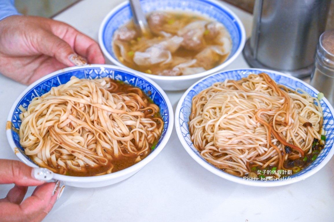 復興路炸醬麵｜在地人氣排隊美食，千萬別挑戰大碗(菜單) @女子的休假計劃