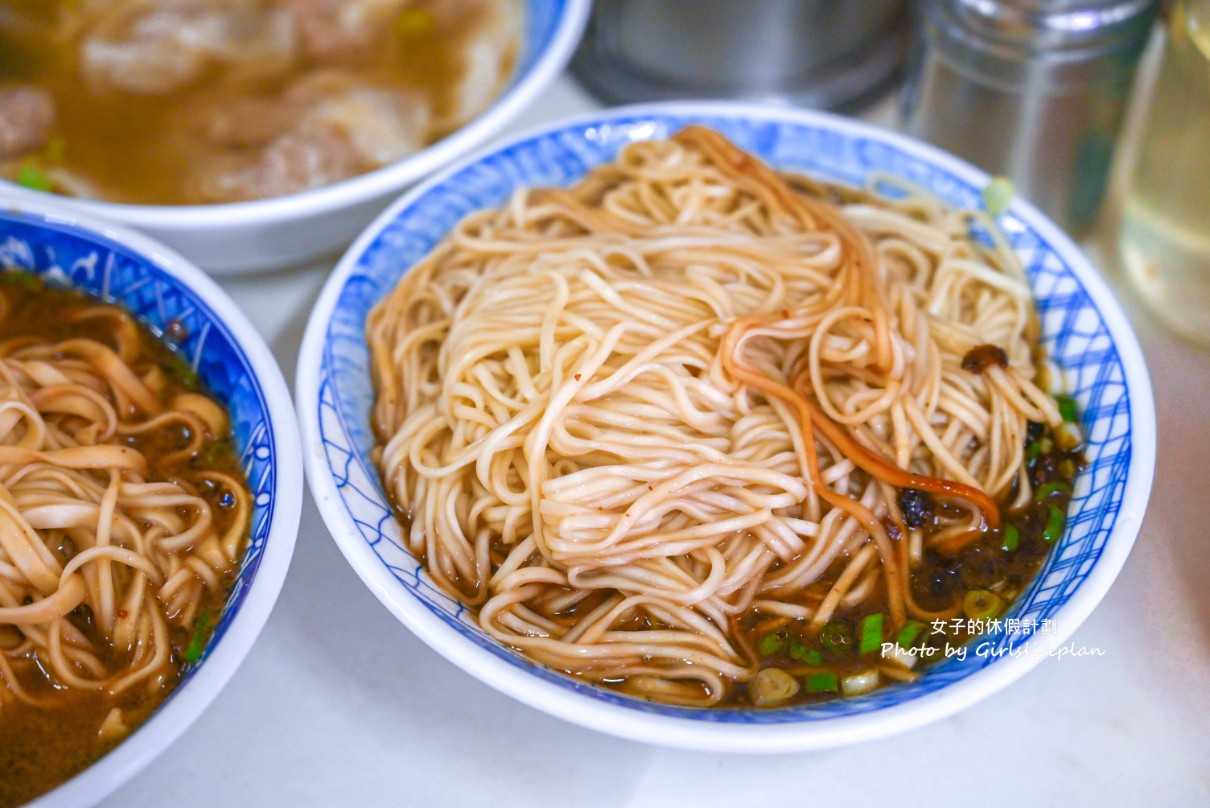 復興路炸醬麵｜在地人氣排隊美食，千萬別挑戰大碗(菜單) @女子的休假計劃