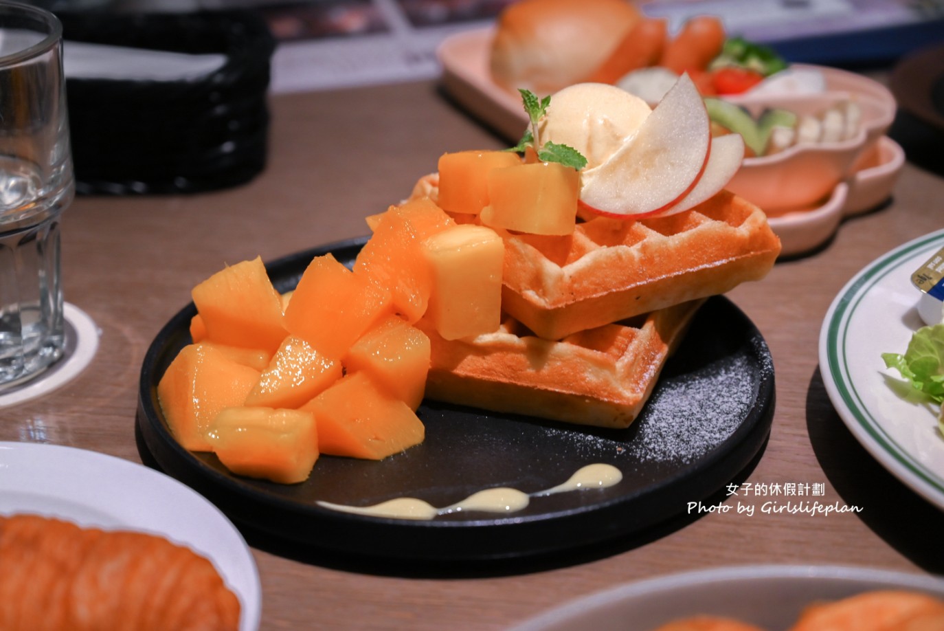茶屋WIRED CHAYA南港店｜蔦屋書店不限時美食推薦(菜單) @女子的休假計劃