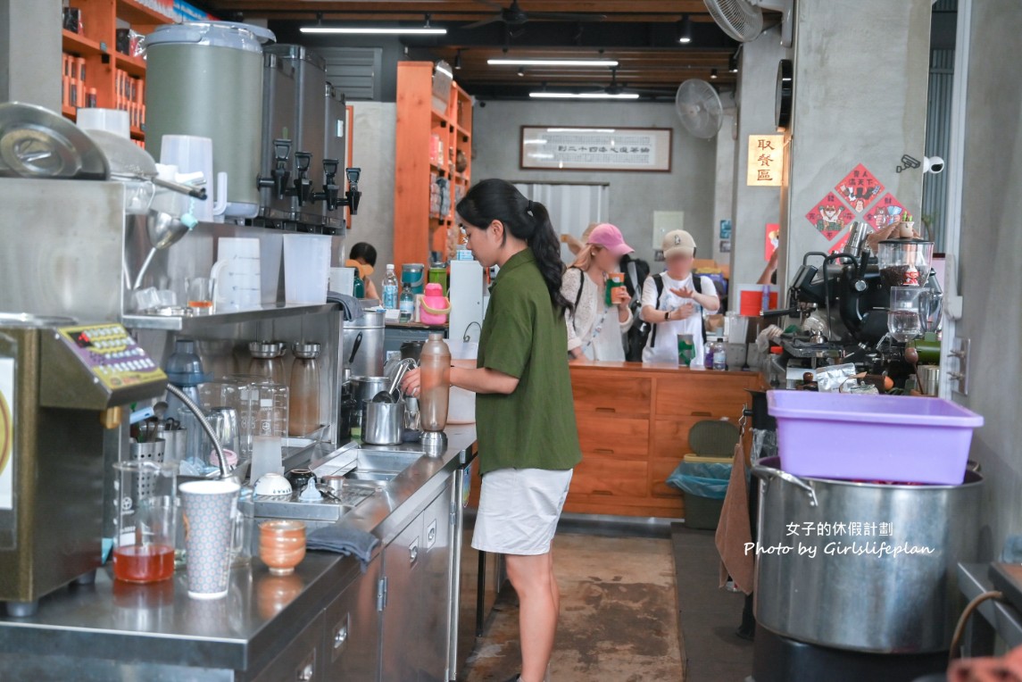 日月茶行貳店開更號｜超文青手搖飲店(菜單) @女子的休假計劃