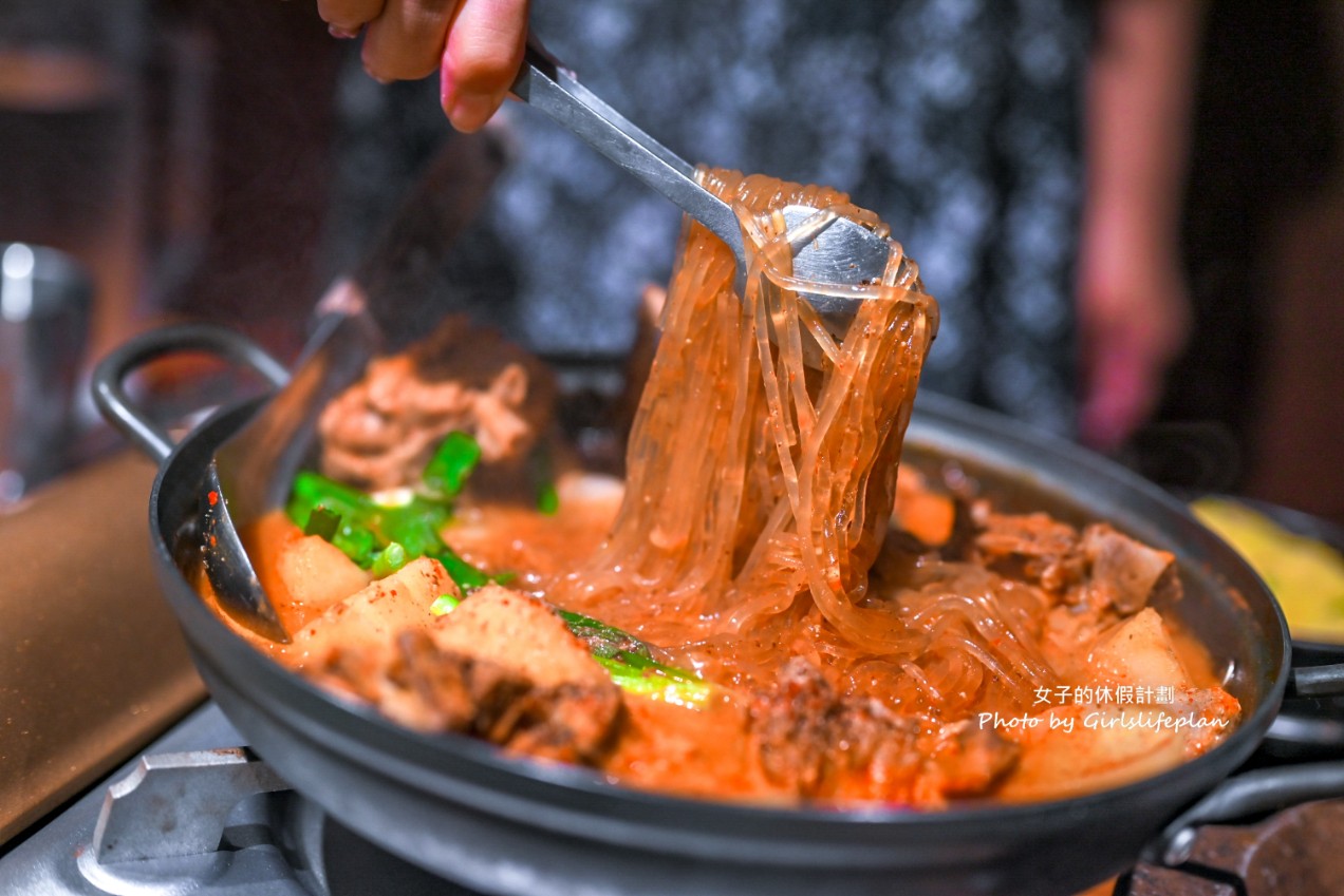 ABV Bar &#038; Kitchen 韓式餐酒館板橋店｜超棒代烤服務，生菜小菜吃到飽(菜單) @女子的休假計劃