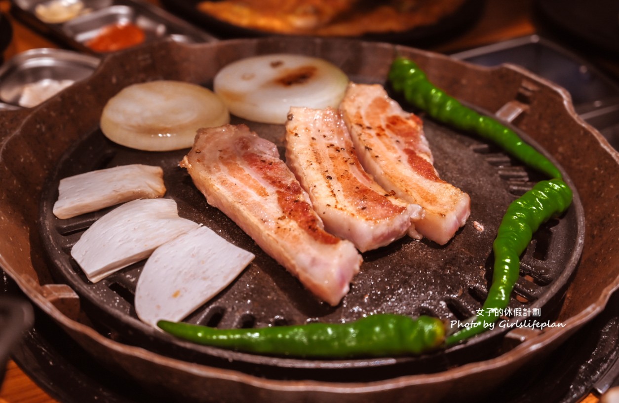 ABV Bar &#038; Kitchen 韓式餐酒館板橋店｜超棒代烤服務，生菜小菜吃到飽(菜單) @女子的休假計劃