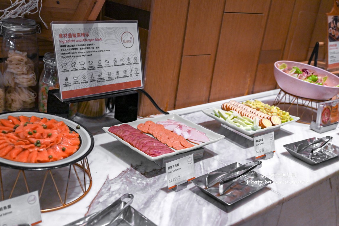 敘日全日餐廳｜台北六福萬怡酒店，大啖海鮮、爽嗑肉食(菜單) @女子的休假計劃