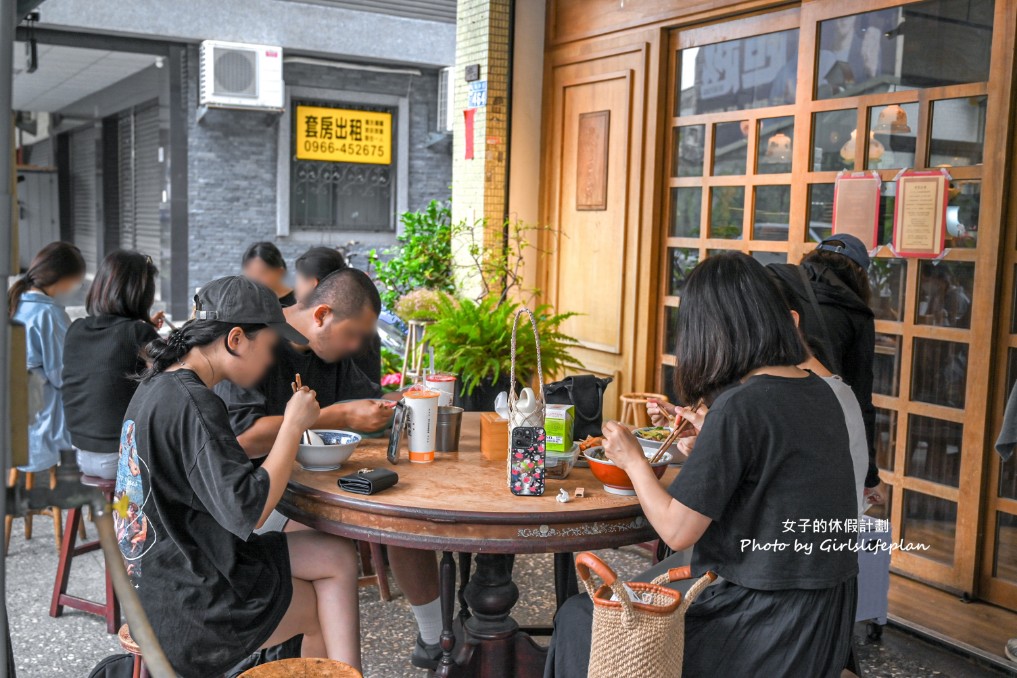 老棠酸辣粉|酸辣粉可客製化調味,麻辣燙串串均一價15元(菜單) @女子的休假計劃 老棠酸辣粉|酸辣粉可客製化調味,麻辣燙串串均一價15元(菜單) @女子的休假計劃