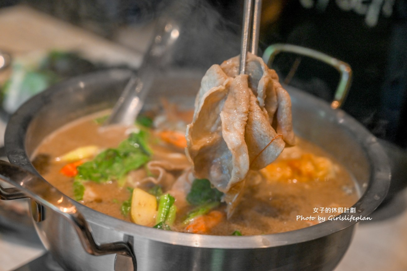 初泰泰無限|新板傑仕堡門市,板橋豪華泰式自助吧吃到飽(菜單) @女子的休假計劃 初泰泰無限|新板傑仕堡門市,板橋豪華泰式自助吧吃到飽(菜單) @女子的休假計劃