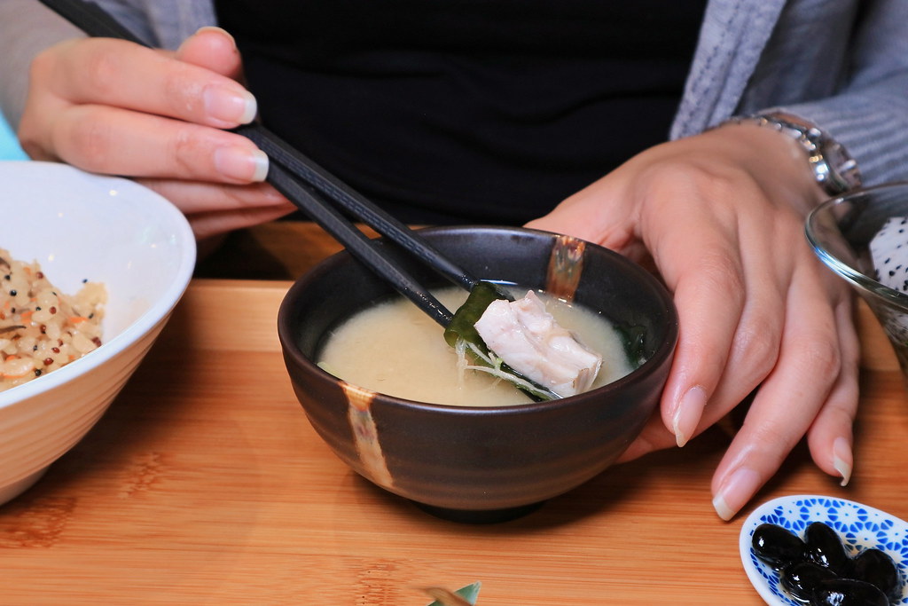 【台北】Mura餐酒館，燈光美氣氛佳CP值超高全日套餐販售中 /台北情人節餐廳 /台北聚餐平價 @女子的休假計劃