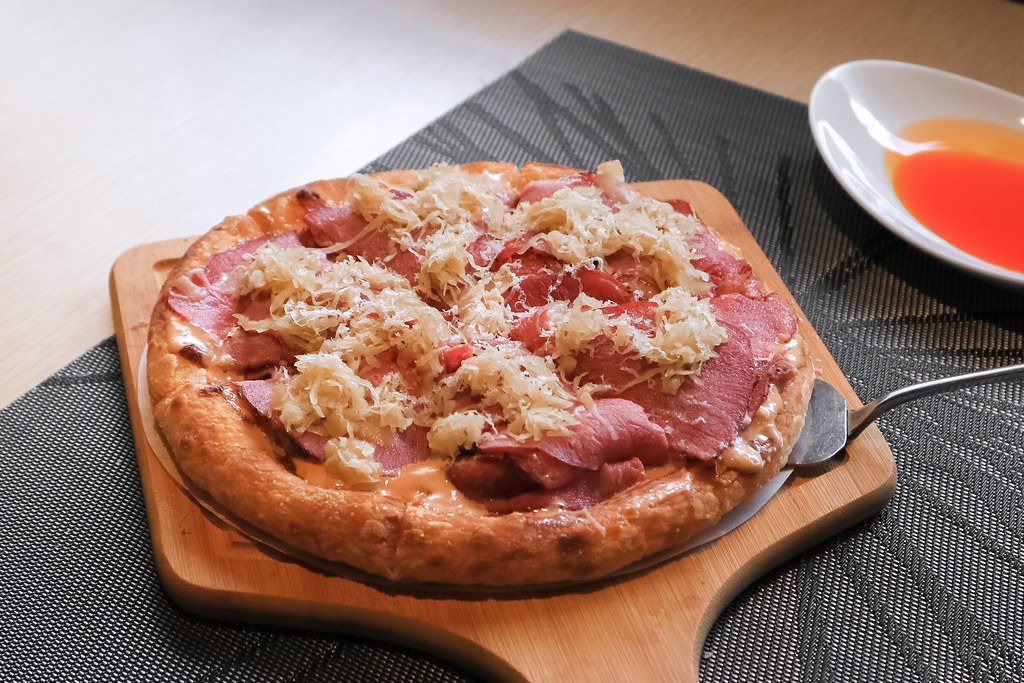 【台北披薩】義大利米蘭手工窯烤披薩：精品級夢幻甜點手工冰披薩，最不能錯過是人氣炸雞，吃一次包準愛上 @女子的休假計劃