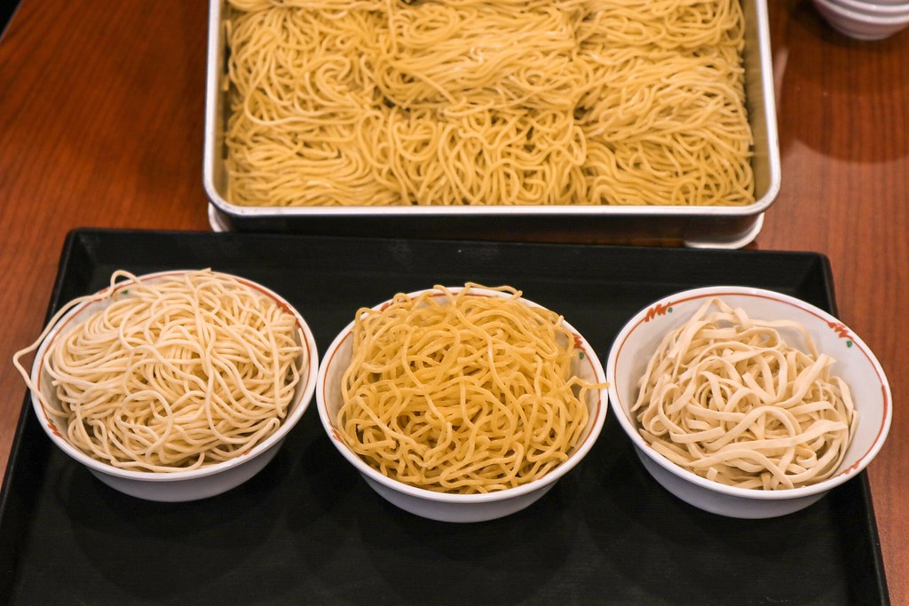 虎記餃子:外帶主餐50元起，餃子控看過來，日式脆皮一口煎餃，超Q彈蔬菜拉麵&福岡冰涼炸雞都在這/台北世貿美食 @女子的休假計劃