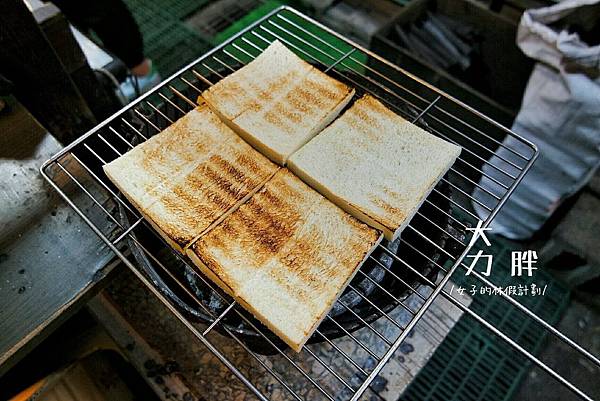 【台南美食】夯胖日式炭烤吐司: 有甜有鹹深夜食堂 / 台南夜貓子 @女子的休假計劃