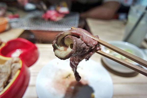 肉你好Yoloniku-燒肉串炸專門店，深夜食堂下班小酌好所在|小鮮肉服務|行天宮|中山國小站 @女子的休假計劃