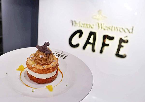 台北忠孝敦化 |  Vivienne Westwood Cafe  土星迷一起Rock and Roll！品嘗不羈靈魂中最反叛的英倫搖滾龐克 @女子的休假計劃