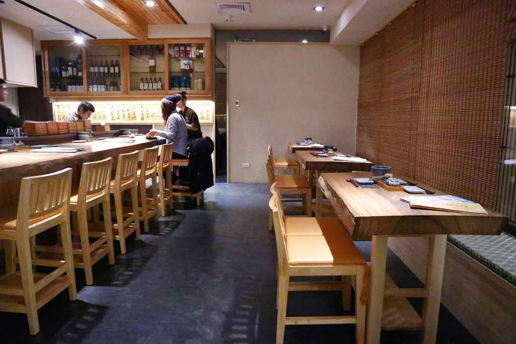 台北鳥喜：不用飛出國就能摘星美食，連續10年榮獲米其林一星東京”とり喜”台北米其林餐盤推薦！台北信義美食/商業午餐  @女子的休假計劃