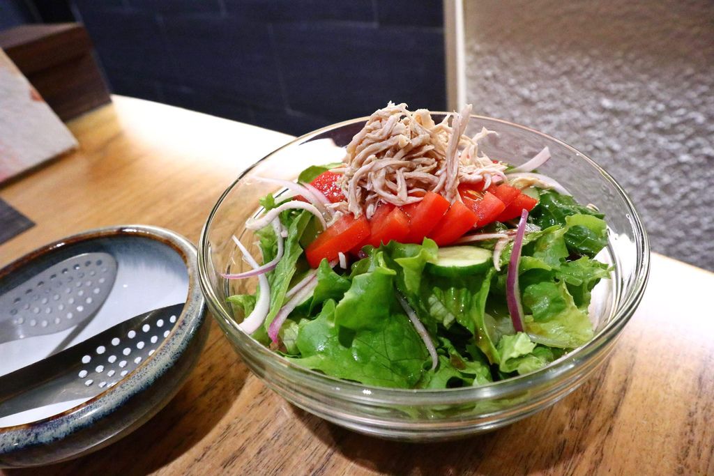 台北鳥喜：不用飛出國就能摘星美食，連續10年榮獲米其林一星東京”とり喜”台北米其林餐盤推薦！台北信義美食/商業午餐  @女子的休假計劃