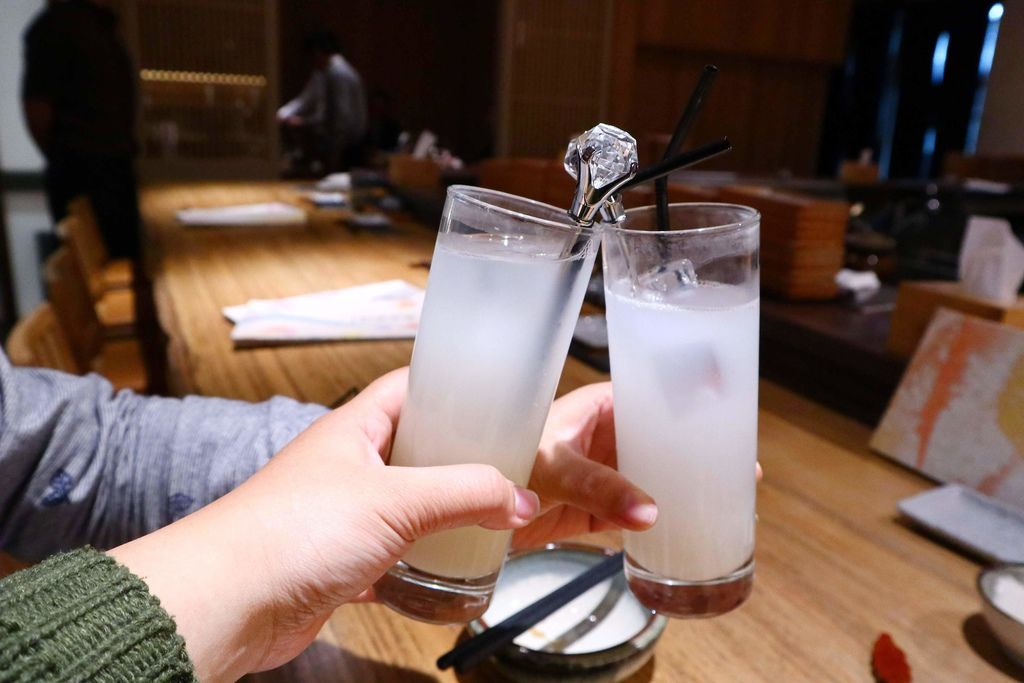 台北鳥喜：不用飛出國就能摘星美食，連續10年榮獲米其林一星東京”とり喜”台北米其林餐盤推薦！台北信義美食/商業午餐  @女子的休假計劃