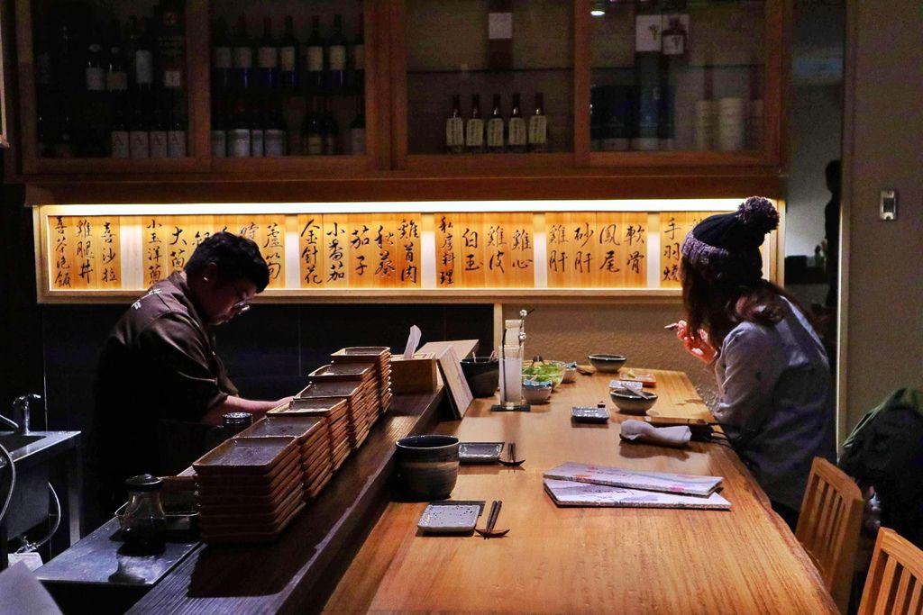台北鳥喜：不用飛出國就能摘星美食，連續10年榮獲米其林一星東京”とり喜”台北米其林餐盤推薦！台北信義美食/商業午餐  @女子的休假計劃