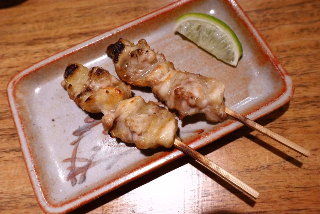台北鳥喜：不用飛出國就能摘星美食，連續10年榮獲米其林一星東京”とり喜”台北米其林餐盤推薦！台北信義美食/商業午餐  @女子的休假計劃