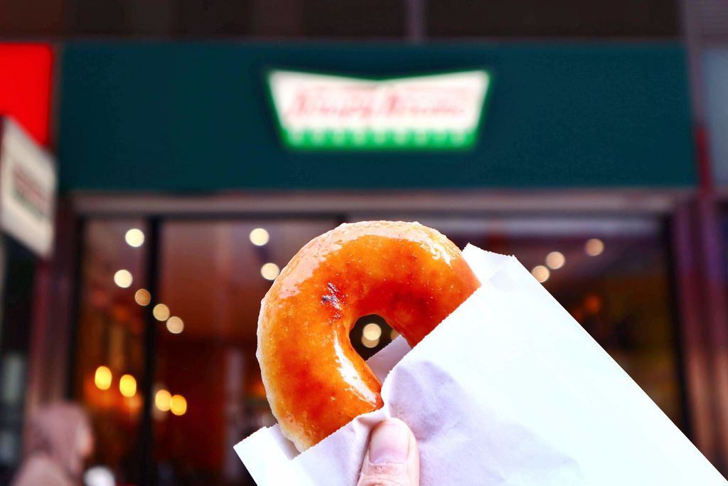 Krispy Kreme 期間限定「香烤布蕾甜甜圈」，螞蟻人的最愛女孩們等什麼！(指定門市販售) @女子的休假計劃