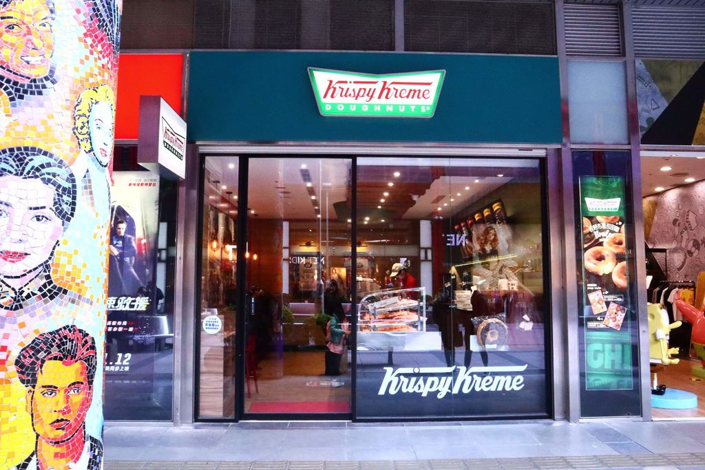 Krispy Kreme 期間限定「香烤布蕾甜甜圈」，螞蟻人的最愛女孩們等什麼！(指定門市販售) @女子的休假計劃