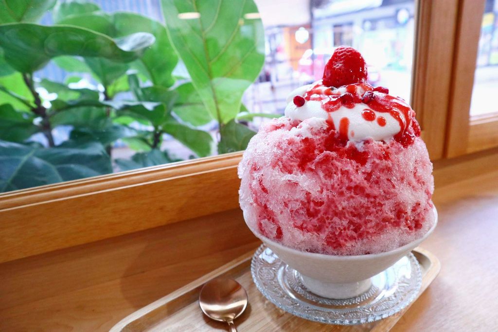 台北東門市場 | 金雞母Jingimoo，網美系草莓冰粉色夢幻美到讓人心醉 @女子的休假計劃