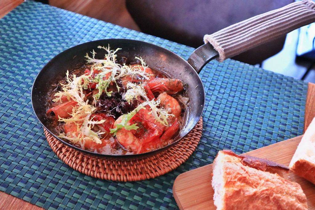 冪La Miette Cafe&Bistro歐陸廚房 |新竹IG打卡熱門餐廳，冪咖啡 |西班牙料理 |新竹美食外帶 @女子的休假計劃