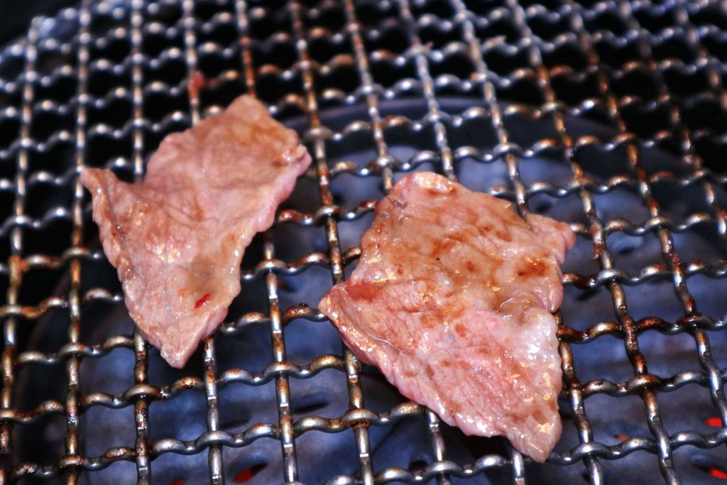 【桃園南崁】山奧屋無煙燒肉-桃園南崁店，媲美LV等級1855安格斯黑牛精緻燒肉 |台茂購物中心美食 @女子的休假計劃