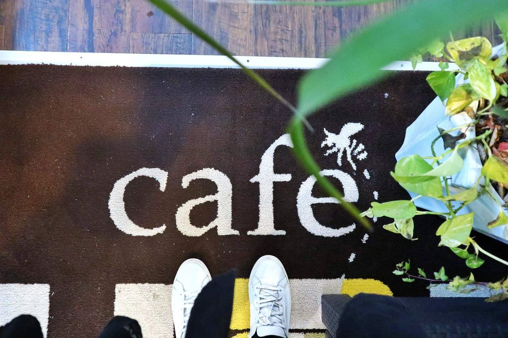 【九州美食】Cafe HIVE (カフェ ハイブ)，鄰近金麟湖熊本熊魅力咖啡廳 / 由布院 @女子的休假計劃