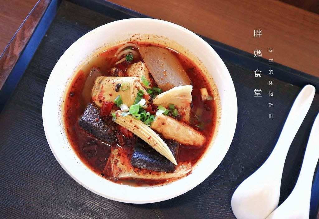 【新竹美食】胖媽食堂台元店，辣到過癮一人獨享麻辣燙、重慶小麵 /台元科技園區美食 @女子的休假計劃