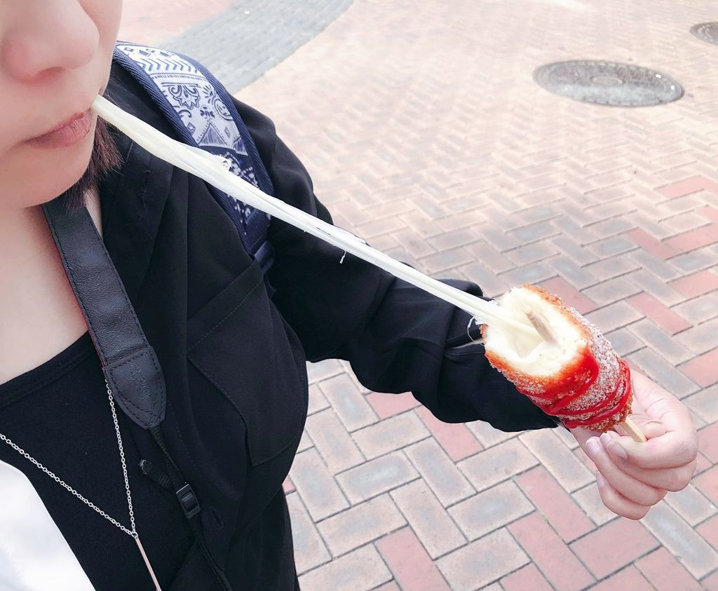 明朗時代米熱狗｜台灣也吃得到牽絲30公分韓國街頭小吃(外帶) @女子的休假計劃
