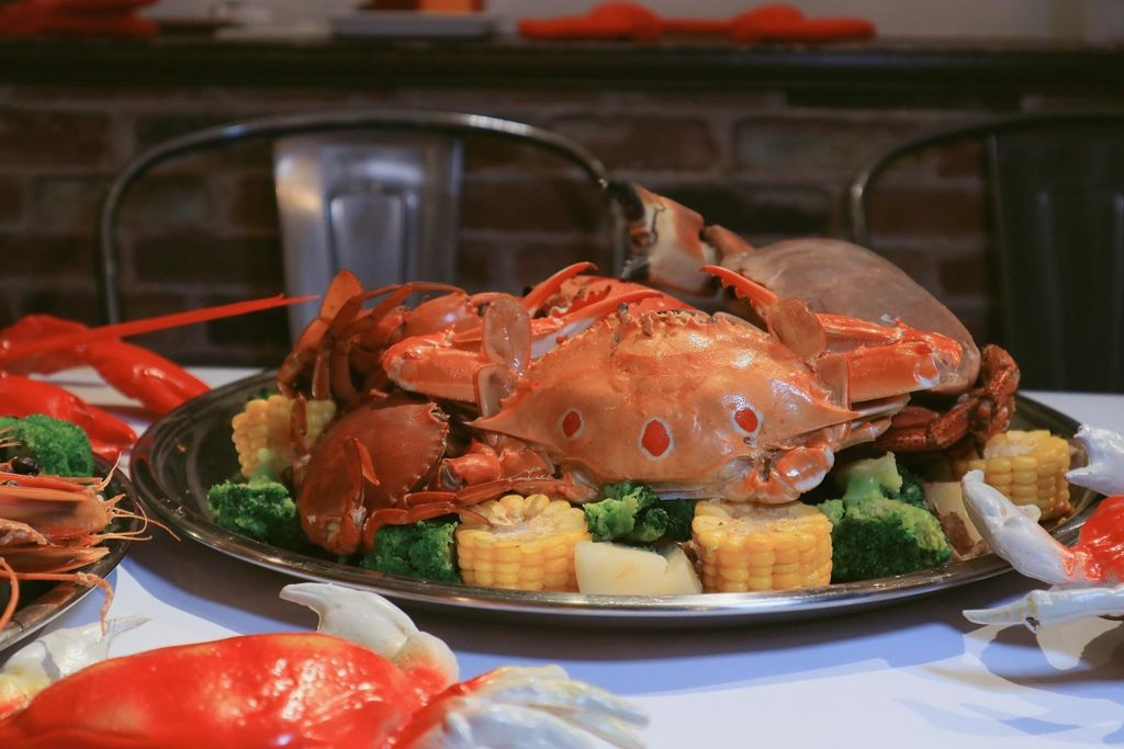 【台中西區】妃黛美式海鮮餐廳Fidèle，蝦兵蟹將重武裝上桌！ /台中不限時聚餐 @女子的休假計劃