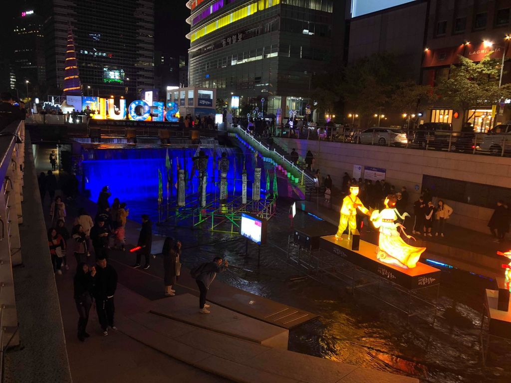 【韓國首爾景點】2019首爾燈節(2019 서울 빛초롱축제) 清溪川2019首爾燈會，綺麗的首爾之夜。 @女子的休假計劃