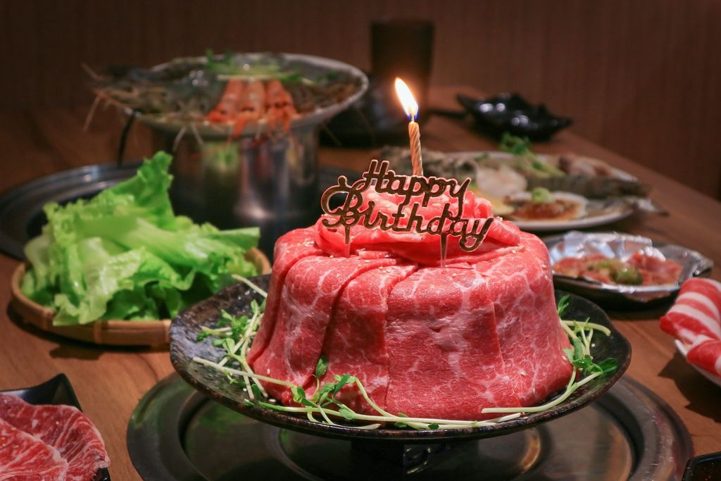 【新北燒烤吃到飽】燒惑日式炭火燒肉：頂極肉品澎派海鮮吃到飽！/板橋新埔站 @女子的休假計劃