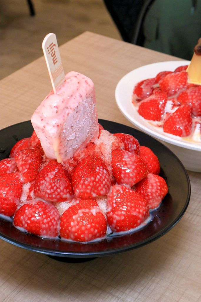 【新北蘆洲冰品】旺來冰館：人氣浮誇草莓冰讓人一秒陷入愛情。 @女子的休假計劃